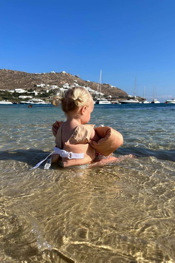 why you should stay in ornos mykonos - family friendly area