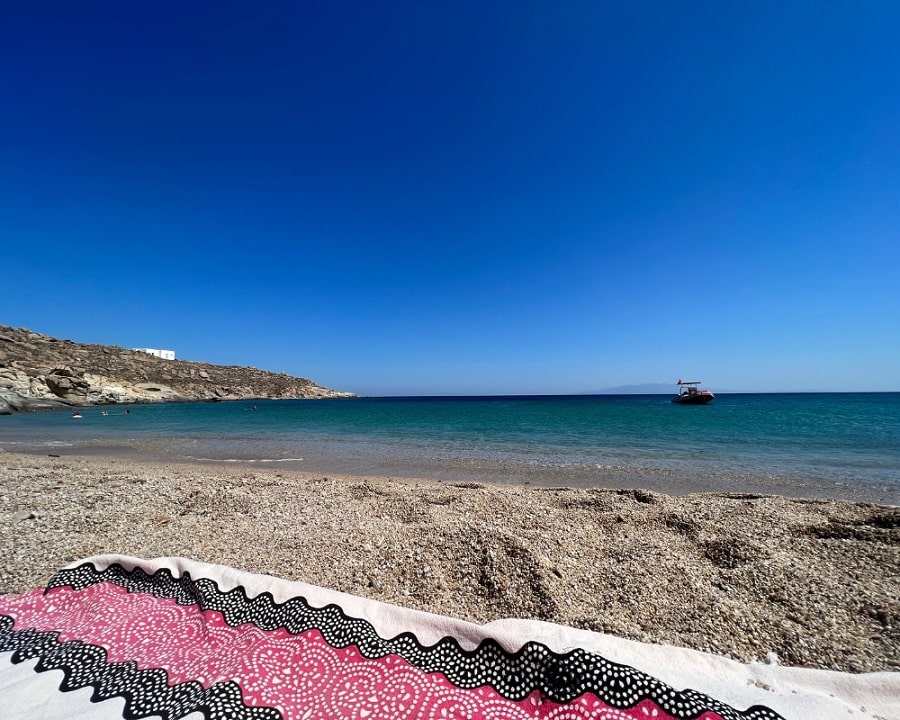lia beach mykonos