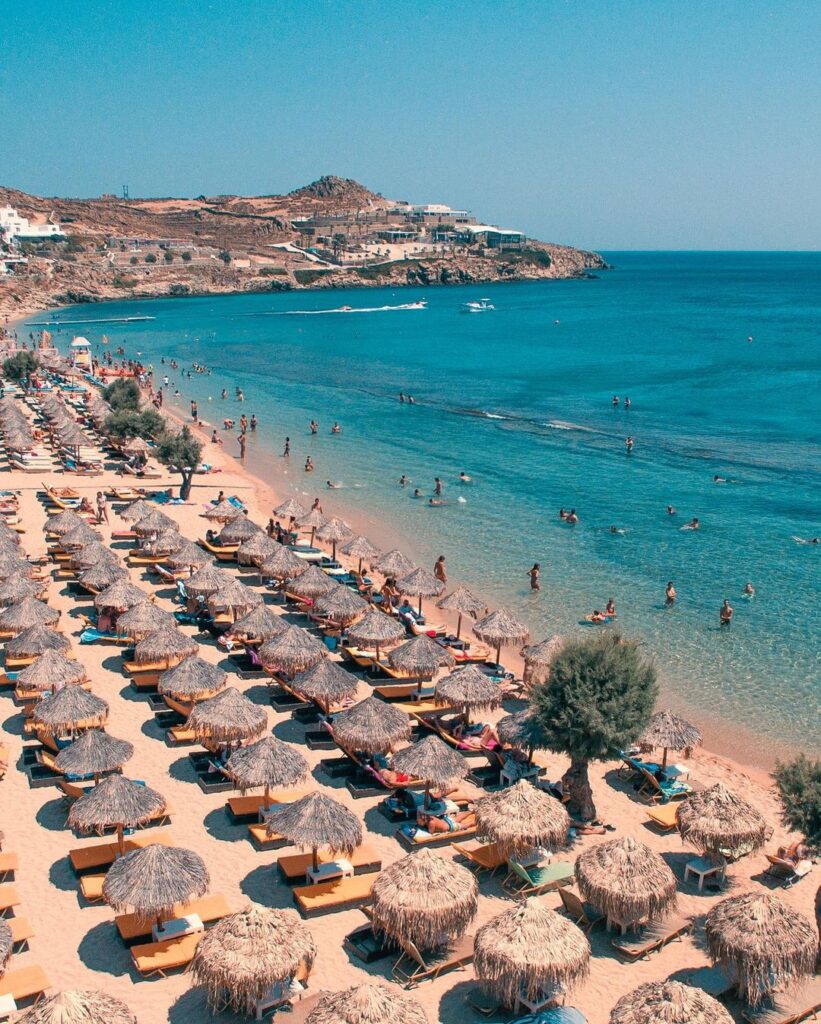paradise beach club