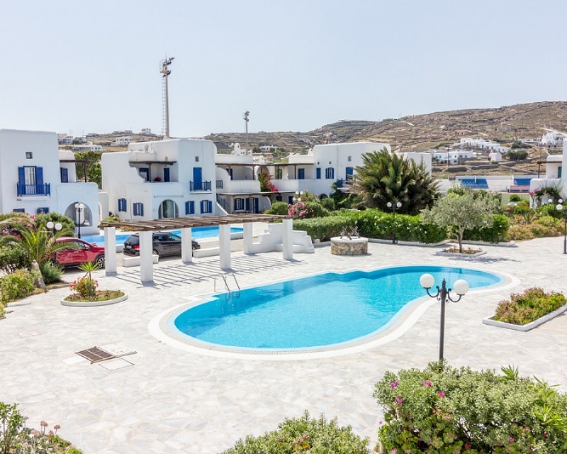 pineapple-house-mykonos-ornos-vacation-rental-1